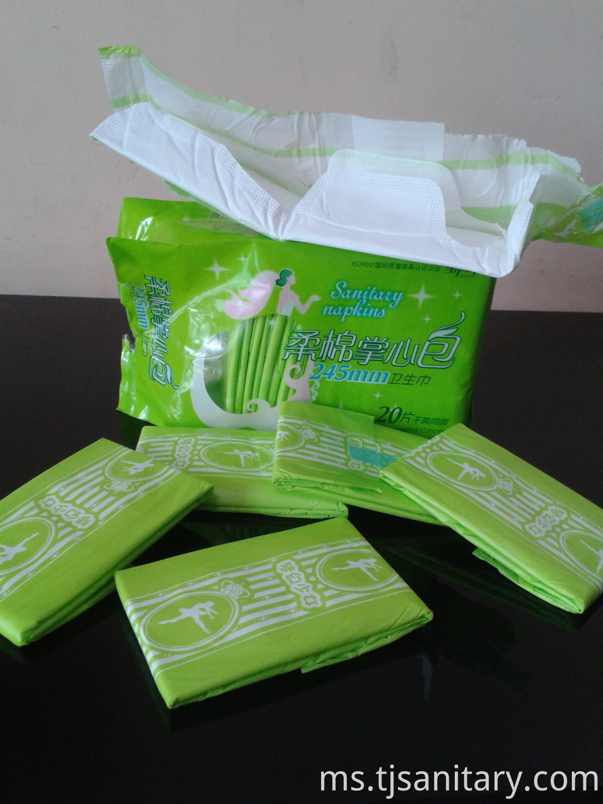 245mm sanitary towels